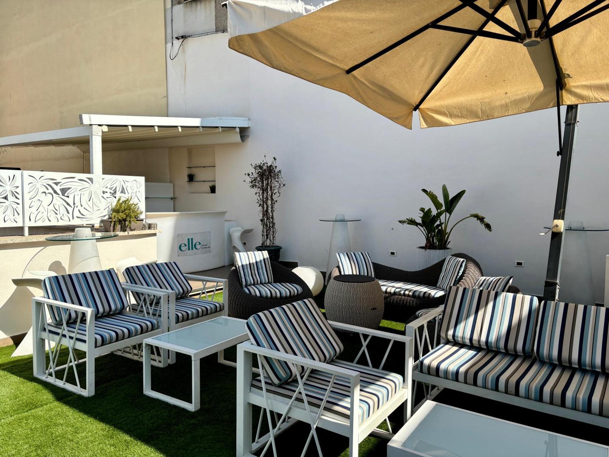 Life Hotel 4*