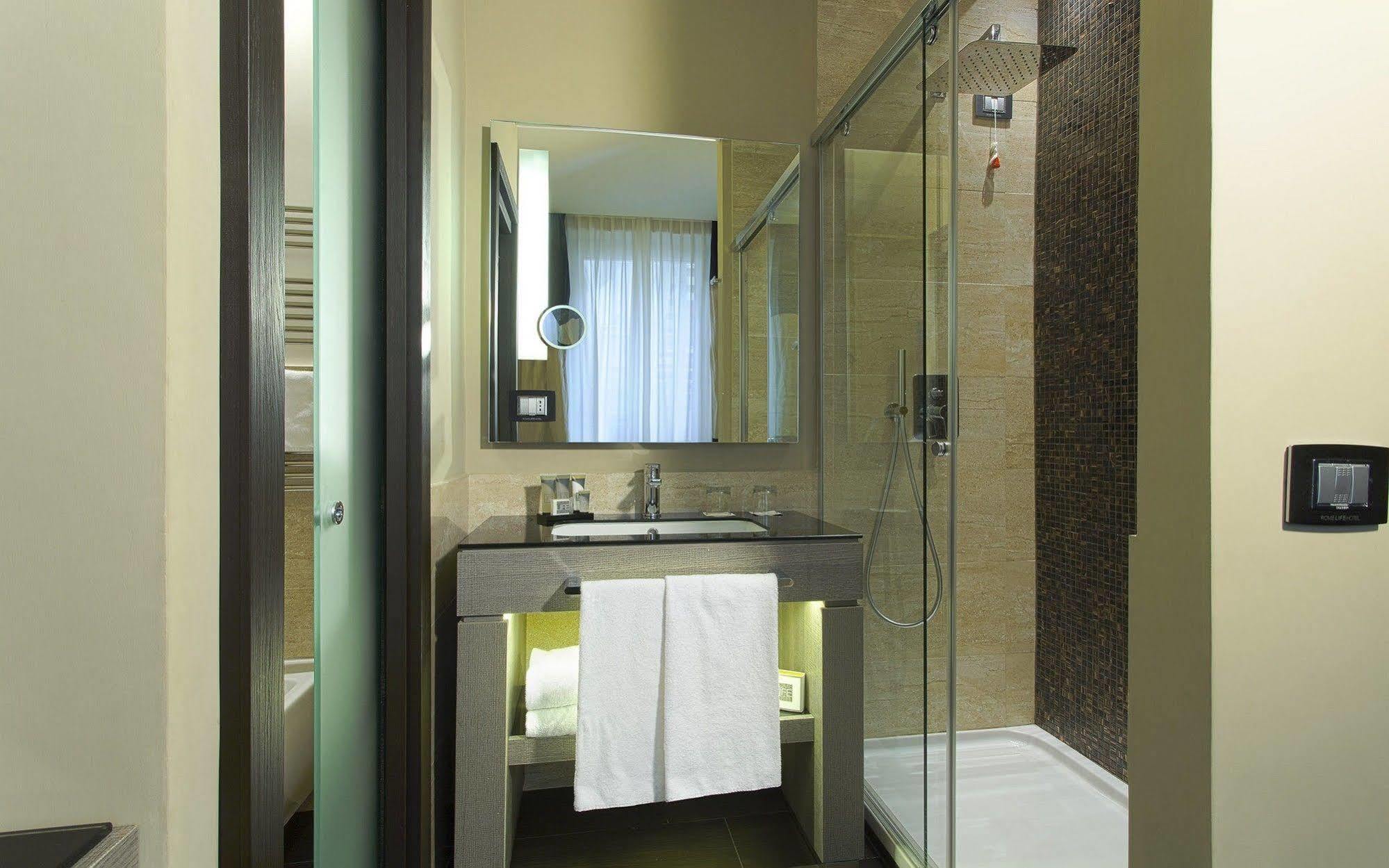 Life Hotel Roma